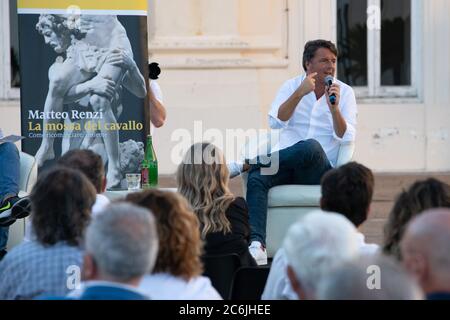 Caserta, Italy. 09th July, 2020. The leader of 'Italia Viva' Matteo Renzi arrives in Caserta to support the candidate Nicola Caputo in the next regional elections.He also speaks about his latest book 'La mossa del cavallo'. In the picture: Matteo Renzi (Photo by Gennaro Buco/Pacific Press/Sipa USA) Credit: Sipa USA/Alamy Live News Stock Photo