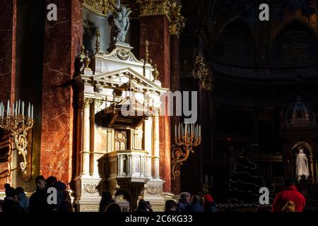 Budapest, Hungary - October 21, 2019: Interior details of Neoclassical Saint Stephen's Basilica (Szent Istvan Bazilika) Stock Photo