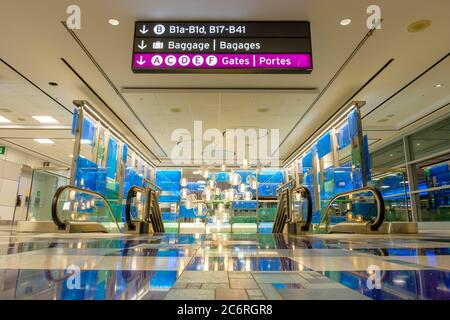 Airport travel, Toronto Pearson International Airport Terminal 3 International Departures, Toronto, Canada Stock Photo