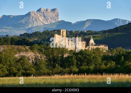 Tallard Castle (Medieval Historic Monument) in the Durance Valley with Bure Pic in the distance. Tallard, Hautes-Alpes (05), Alps, France Stock Photo