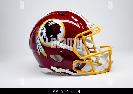 Washington redskins helmet hi-res stock photography and images - Alamy