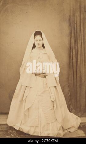 Nonne blanche (en pied), 1860s. Stock Photo