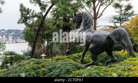 Istanbul, Turkey - December 2019: Famous horse sculpture in the garden of Sakip Sabanci Museum in Emirgan Stock Photo