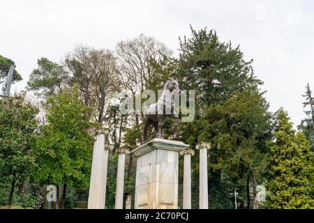 Istanbul, Turkey - December 2019: Famous horse sculpture in the garden of Sakip Sabanci Museum in Emirgan Stock Photo