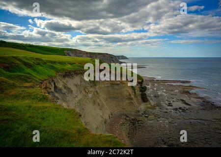 Cliffs on the Yorkshire Coast, Cleveland Way, Whitby Stock Photo