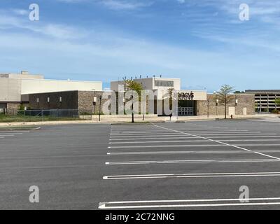 CHARLOTTE, NC, USA-28 July 19: Exterior entrance to the Southpark mall  Macy's Stock Photo - Alamy