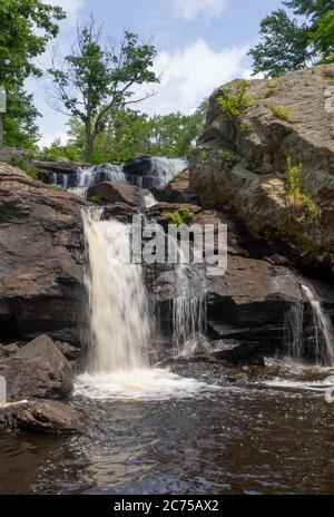 Chapman Falls in Devil's Hopyard State Park, East Haddam, Connecticut ...