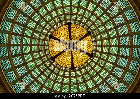 The Tiffany dome in the Chicago Cultural Center, Chicago, Illinois, USA Stock Photo