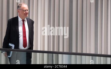 Hanover, Germany. 14th July, 2020. Stephan Weil (SPD), Prime Minister of Lower Saxony, is walking through the Lower Saxony state parliament. The state parliament decides on the second Corona crisis package of the state government. Credit: Julian Stratenschulte/dpa/Alamy Live News Stock Photo