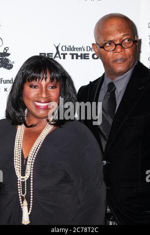 LaTanya Richardson Jackson and Samuel L. Jackson attend the 20th Anniversary Celebration of the Children's Defense Stock Photo