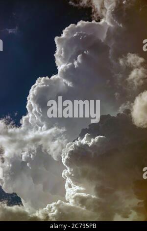 Towering Cumulus Thunderstorm Clouds Over The City Stock Photo Alamy towering-cumulus-thunderstorm-clouds-over-the-city-stock-photo-alamy
