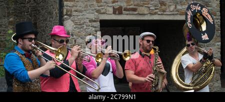 Toulouse Brass group Funky Style Brass playing at the Durham City Festival of Brass Stock Photo