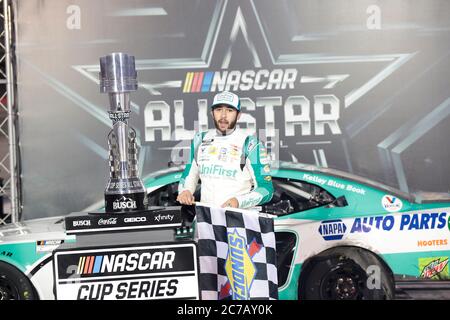Bristol, Tennessee, USA. 15th July, 2020. Chase Elliott (9) wins the NASCAR All-Star Race at Bristol Motor Speedway in Bristol, Tennessee. Credit: Stephen A. Arce/ASP/ZUMA Wire/Alamy Live News Stock Photo