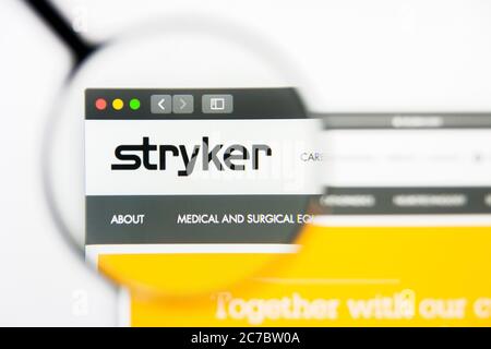 Los Angeles, California, USA - 24 March 2019: Illustrative Editorial of Stryker website homepage. Stryker logo visible on display screen. Stock Photo
