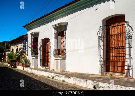 Colonial town architecture of Suchitoto village. Suchitoto, Cuscatlan, El Salvador Central America Stock Photo