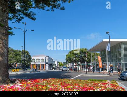 Tennyson Street with MTG Hawke’s Bay on the right, Napier, North Island, New Zealand Stock Photo