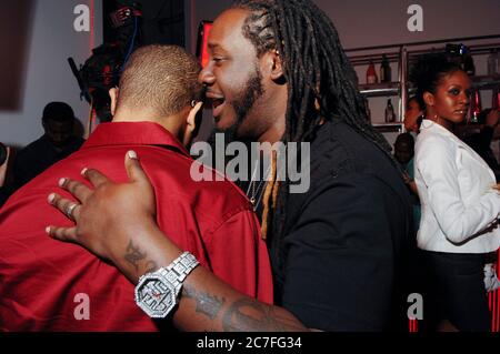 Singer Raz B Singer Raz B (l) on the set of the