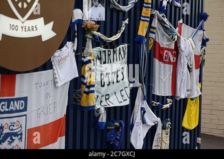 LEEDS, ENGLAND - Tributes to former Leeds United footballers Billy Bremner, Jack Charlton and Norman Hunter outside the stadium at Elland Road, Leeds (Credit: Emily Moorby | MI News) Stock Photo