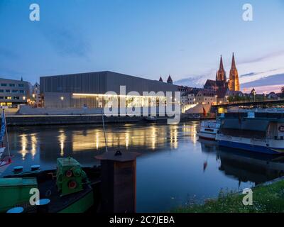 Regensburg, old town, dusk, museum home of Bavarian history, Danube, Bavaria, Germany
