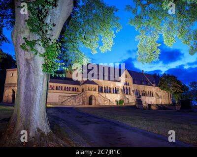 Imperial Palace of Goslar at dusk, UNESCO World Heritage, Lower Saxony, Germany Stock Photo