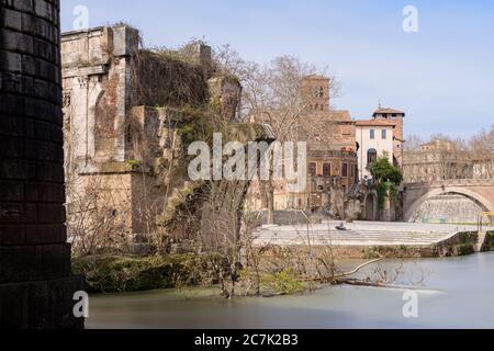 Emilio bridge or Ponte Rotto, ancient Roman bridge over the Tiber river, near the Isola Tiberina island in Rome, Italy Stock Photo