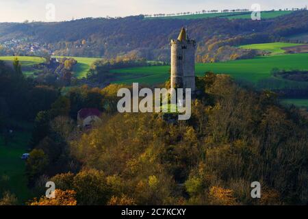 View from the Rudelsburg to Saaleck Castle near Saaleck, on the Romanesque Road, Bad Kösen, Burgenlandkreis, Saxony-Anhalt, Germany Stock Photo