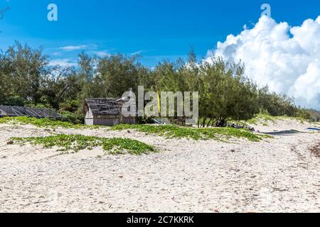Small straw hut, Sakalava Beach, Oronjia National Park, Antsiranana, Diego Suarez, Madagascar, Africa, Indian Ocean Stock Photo