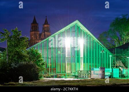 Germany, Saxony-Anhalt, Magdeburg, Hyparschale, construction site, cathedral. Stock Photo