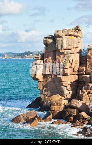sea Atlantic Ocean with granit rocks at the coast in Finistere Brittany ...