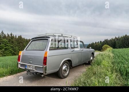 Breuberg, Hessen, Germany. Peugeot 404 station wagon, year of construction 1964, PS 80, displacement 1998, body designed by Pininfarina Stock Photo