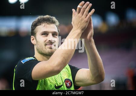 Herning, Denmark. 17th July, 2020. Erik Sviatchenko of FC Midtjylland is thanking the fans after the 3F Superliga match between FC Midtjylland and FC Nordsjaelland at MCH Arena in Herning. (Photo Credit: Gonzales Photo/Alamy Live News Stock Photo