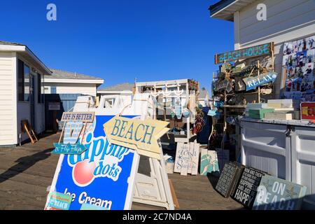 Cottages on Crystal Pier, Pacific Beach, San Diego, California, USA Stock Photo