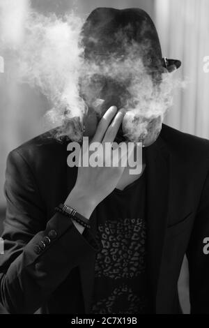 cigarette price in vietnam duty free Cigarettes duty free hi-res stock photography and images