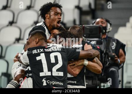 Turin, Italy. 20th July, 2020. Juventus FC celebrates during The Serie A football Match Juventus FC vs Lazio. Juventus FC won 2-1 over Lazio at Allianz Stadium, in Turin. (Photo by Alberto Gandolfo/Pacific Press) Credit: Pacific Press Agency/Alamy Live News Stock Photo