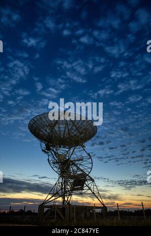 the One Mile Array Radio Telescope at the Mullard Radio Astronomy Observatory at Barton near Cambridge UK Stock Photo