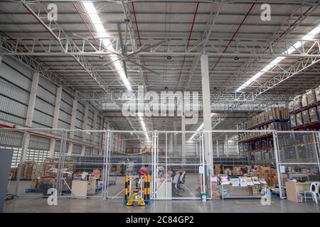 (200721) -- BEIJING, July 21, 2020 (Xinhua) -- Photo taken on Jan. 23, 2019 shows a warehouse of JD CENTRAL, a joint venture between Thailand's retail conglomerate Central Group and China's JD.com, in Bangkok, Thailand. (Xinhua/Yang Zhou) Stock Photo