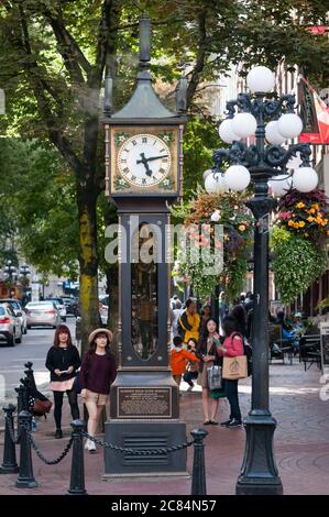 steam-clock-water-street-gastown-vancouver-british-columbia-canada