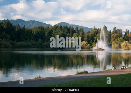 The Lost Lagoon and Jubilee Fountain in Stanley Park, Vancouver, British Columbia, Canada. Stock Photo