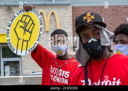 Detroit, Michigan, USA. 20th July, 2020. Fast food workers and supporters rally outside a McDonald's restaurant during the nationwide 'Strike for Black Lives.' The Service Employees International Union is calling for a $15 wage in the fast food industry. Credit: Jim West/Alamy Live News Stock Photo