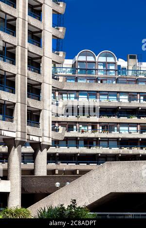 Brutalist concrete Barbican Estate with Shakespeare Tower and Ben Jonson House, London, UK Stock Photo