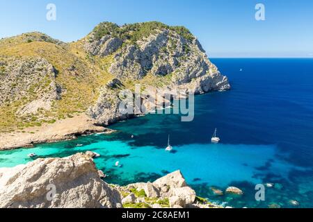 Clear waters at a beach (Cala Figuera) on Cape Formentor, Mallorca Stock Photo