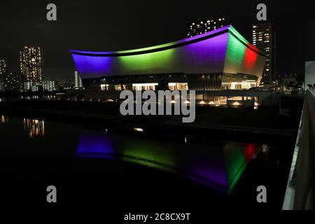 (200723) --TOKYO, July 23, 2020 (Xinhua) -- The Ariake Arena is illuminated with the Olympic symbol colours to mark a year-to-go until the start of the postponed Tokyo 2020 Olympics in Tokyo, Japan, July 23, 2020. (Xinhua/Du Xiaoyi) Credit: Xinhua/Alamy Live News Stock Photo