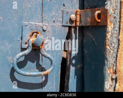 Close-up of Door Handle on old Stable Door Stock Photo