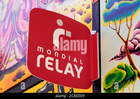 Bordeaux , Aquitaine / France - 07 21 2020 : Mondial Relay sign and text logo store shop delivery Stock Photo