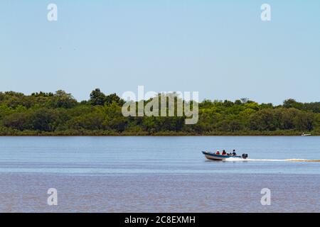 Colon Entre Rios Argentina Circa November 17 Couple Walking By The Riverbank Of The Uruguay River Stock Photo Alamy