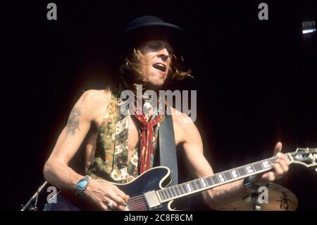 Andy McCoy of Cherry Bombz performing live at the 1986 Reading