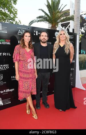 Matt Dillon with his wife Roberta Mastromichele and Tiziana Rocca Stock Photo