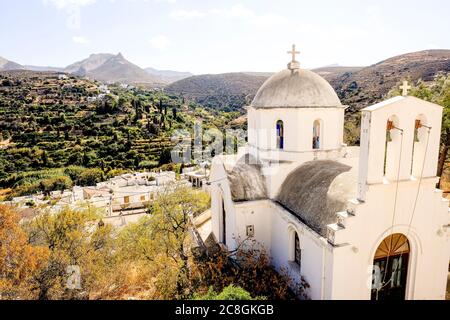 Small chapel in the countryside of Naxos, Greece Stock Photo