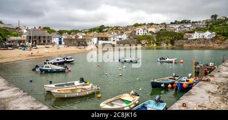 Harbour and beach at Gorran Haven, Cornwall, England Stock Photo