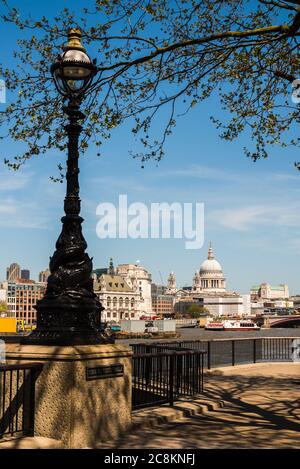 View of St Paul's Cathedral from the Queen's Walk on the south bank of The Thames Stock Photo